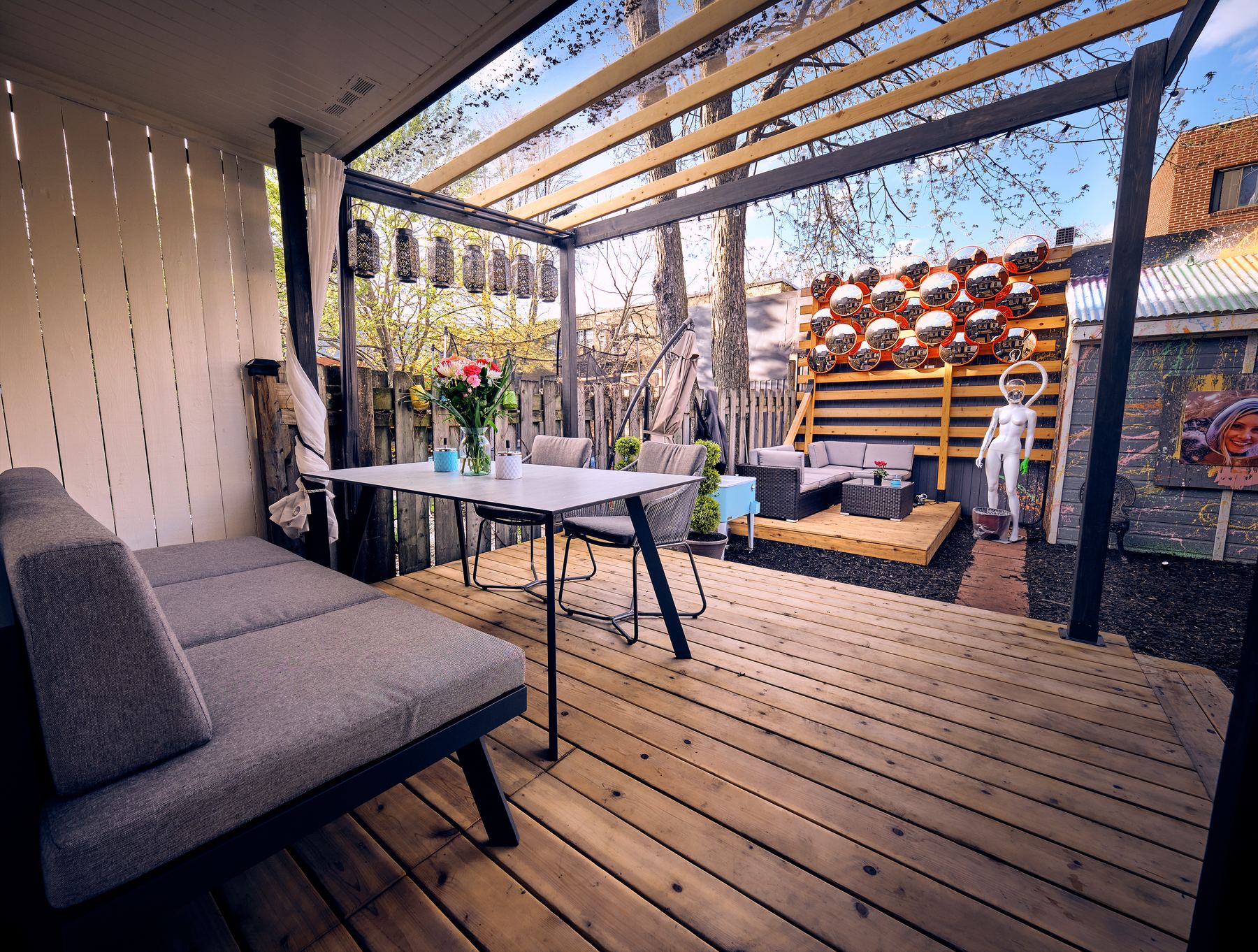 Arch Deck